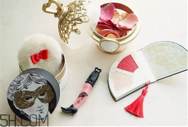 �����������Ŀ������_�����������м���